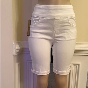 Rock & Republic Denim Rx Women's White Bermuda Shorts